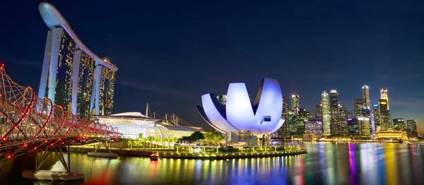 マリーナベイとシンガポールのスカイライン — ストック写真