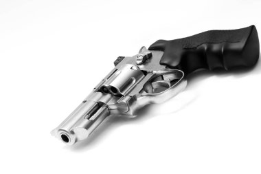 revolver üzerinde beyaz