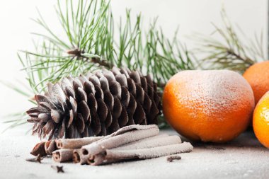 mandalina ve tarçın