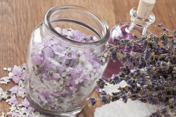 Lavendel aromatische zeezout — Stockfoto