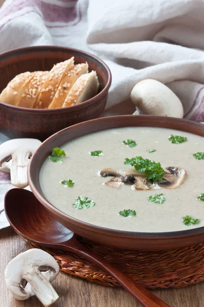 Creamy mushroom soup — Stock Photo, Image