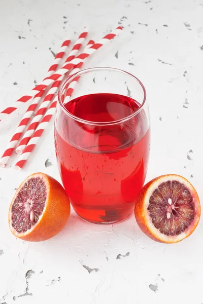 Roter blutiger Orangensaft — Stockfoto