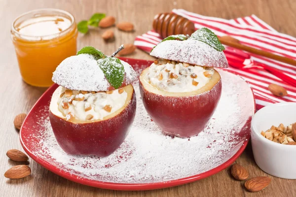 Baked apple dessert — Stock Photo, Image