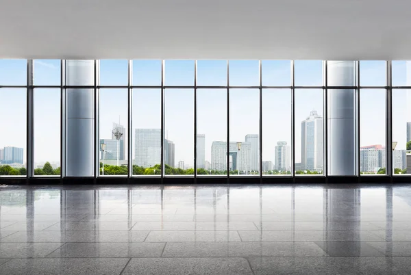 Paisagem urbana e horizonte de Nanjing a partir de janela de vidro — Fotografia de Stock