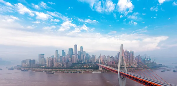 Immeubles de bureaux modernes à Chongqing — Photo