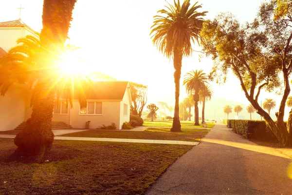 Casa tropicale rurale all'alba — Foto Stock