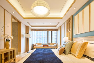 Modern yatak odasının içi