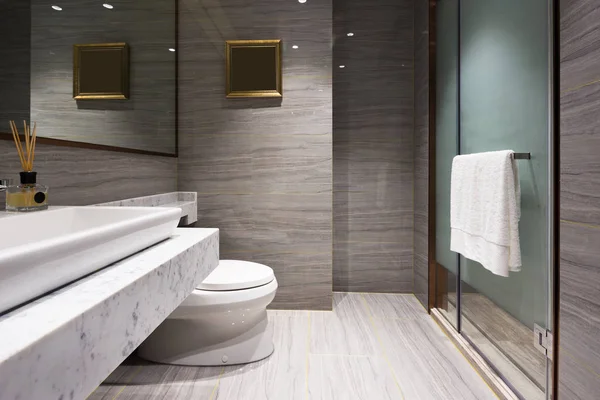 Interieur van moderne badkamer — Stockfoto