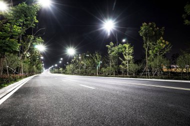 boş asfalt yol 