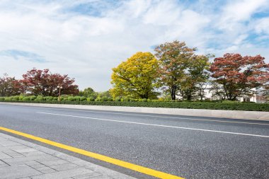 park yakınındaki boş yol
