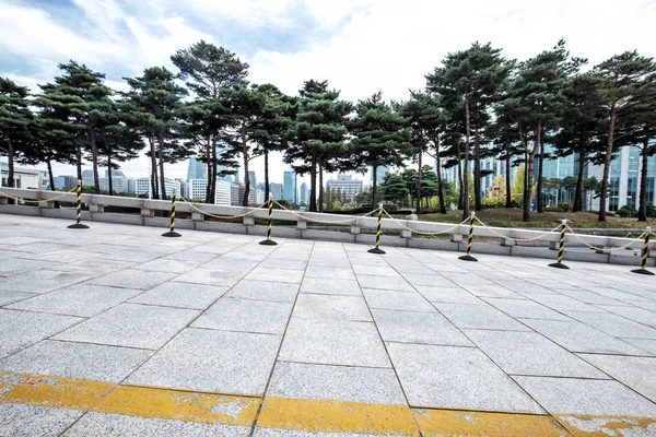Piso vacío y paisaje urbano de Seúl — Foto de Stock