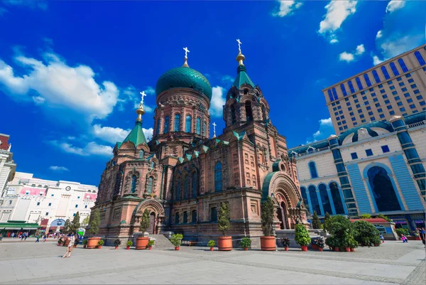 Famous Harbin Sophia cathedral from square — Stock Photo, Image