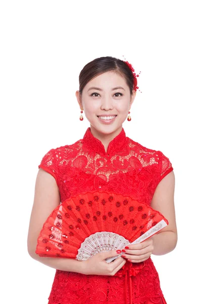 Vrouw houdt papier fan in Chinees Nieuwjaar — Stockfoto