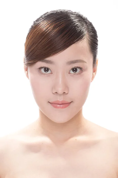 Maquillage facial de belle femme asiatique — Photo