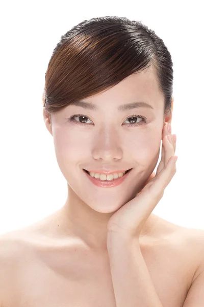 Maquillage facial de belle femme asiatique — Photo