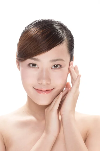 Gesichtsbehandlung Make-up der asiatischen schönen Frau — Stockfoto