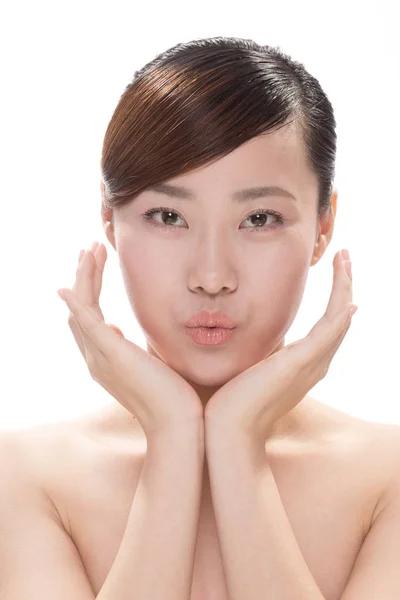 Макияж лица азиатской красивой женщины — стоковое фото