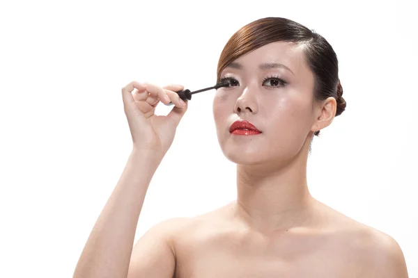 Gesichtsbehandlung Make-up der asiatischen schönen Frau — Stockfoto