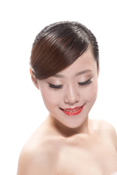 Gesichtsbehandlung Make-up der asiatischen schönen Frau — Stockfoto