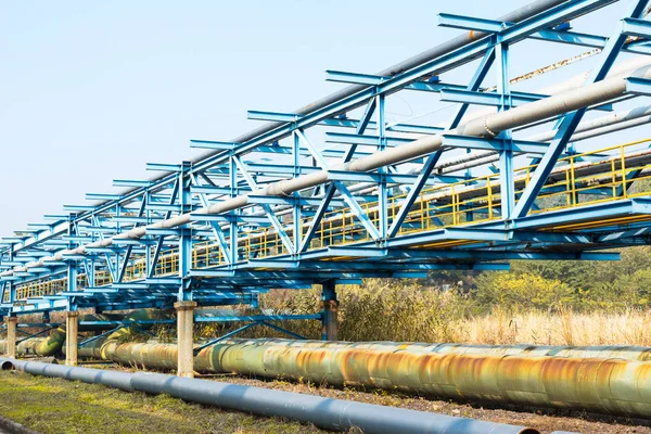 Oleodotto e costruzione di impianti di raffinazione del petrolio — Foto Stock