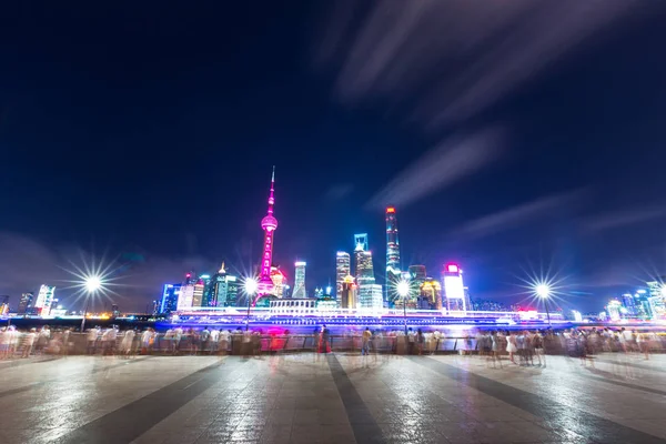 Cityscape and skyline of Shanghai from tile floor — Stock Photo, Image