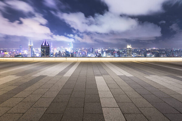 город и вид Шанхая с пустого пола
