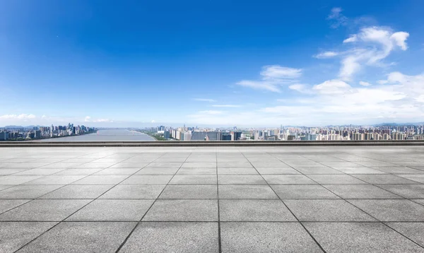 Paisagem urbana e horizonte de Hangzhou do chão vazio — Fotografia de Stock