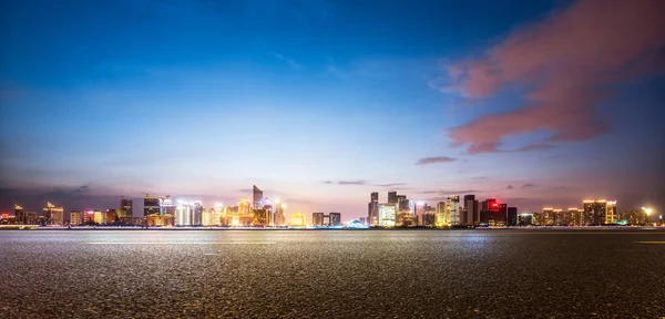 Night scene of Hangzhou from empty floor — Stock Photo, Image