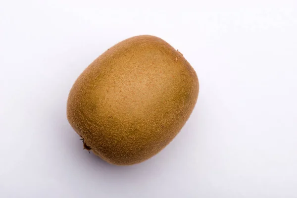 Isolated ripe kiwi fruit — Stock Photo, Image