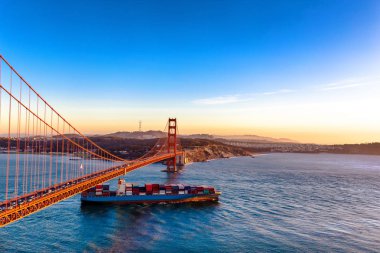 San Francisco 'daki Golden Gate Köprüsü