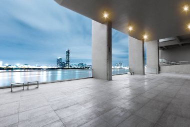 cityscape ve manzarası ile boş tuğla zemin