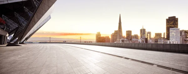 Piso con paisaje urbano y skyline de San Francisco — Foto de Stock