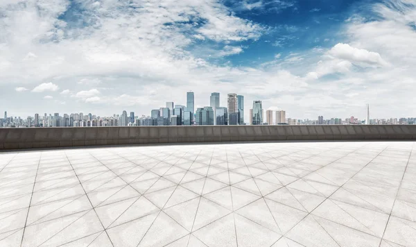 Plancher vide avec paysage urbain de hongqing — Photo