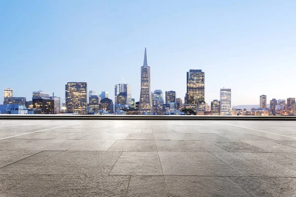 Prázdná podlaha s panoráma města San Francisco — Stock fotografie