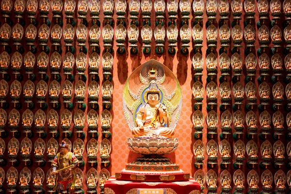 Buddha statues in temple — Stock Photo, Image
