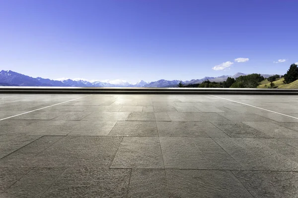 Empty floor with blue sea — Stock Photo, Image