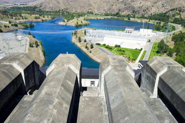 Hydro-elektrische generatie plant — Stockfoto