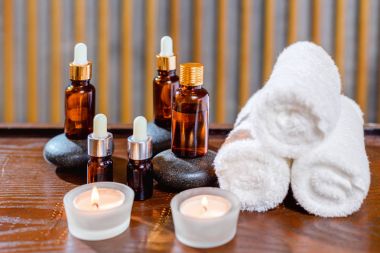 Kaplıca tedavisi için bileşenler 