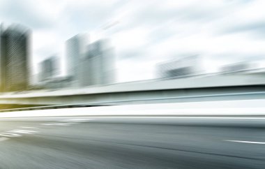 modern şehir olan yol bulanıklık