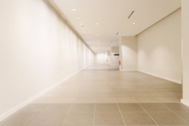 boş modern ofis koridorunda