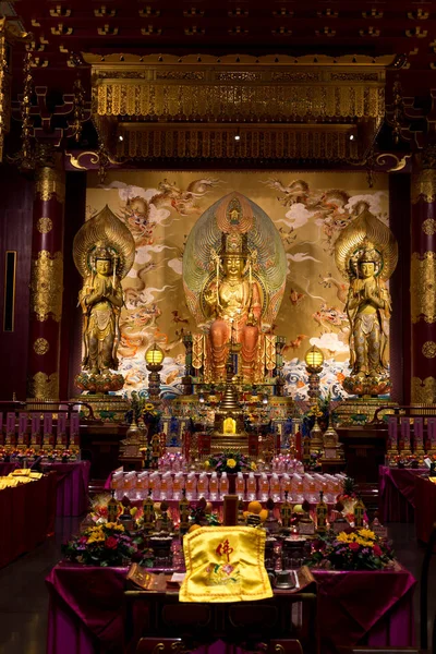 Estatua Buda Oro Templo —  Fotos de Stock