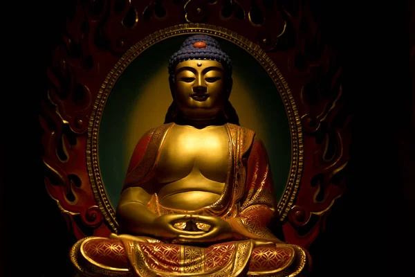 Guld Buddha Staty Templet — Stockfoto