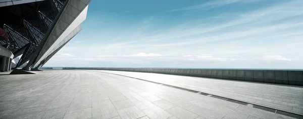 Piso Ladrillo Vacío Con Cielo Azul Nube —  Fotos de Stock