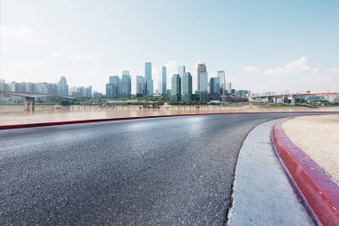 Chongqing cityscape ile boş yol