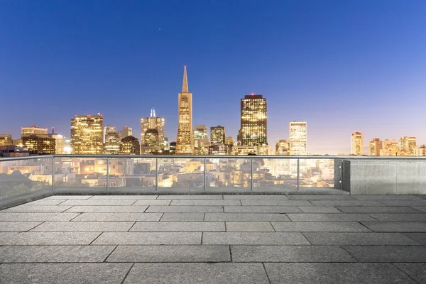 modern City modern binalar ile boş yere