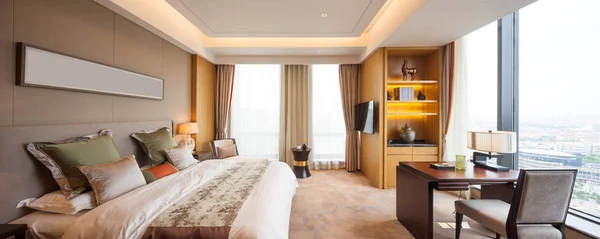 Interieur van moderne luxe slaapkamer — Stockfoto