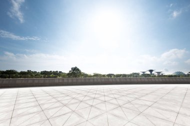 boş yere park yakınındaki 