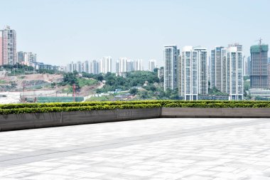 Çelik köprü ile boş yere 