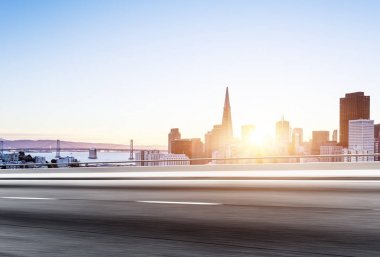 asfalt yol ile cityscape modern şehir