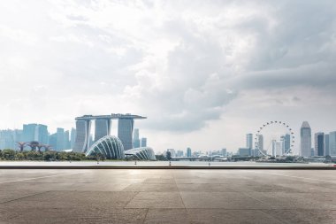 boş mermer zemin ile cityscape 